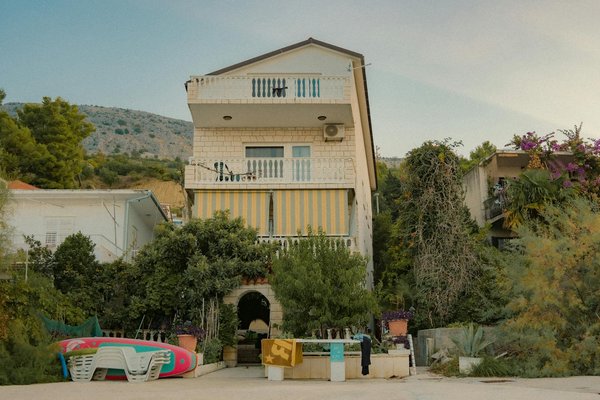 Explore the Best UK Cruises Unveiling the Rich History of British Military Uniforms