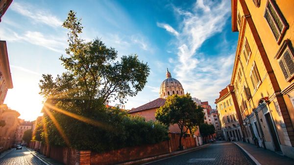 Ultimate Guide to Visiting Rome in June: Tips & Highlights